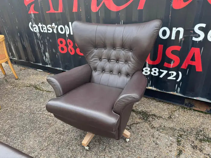 Vintage modern leather reading chair