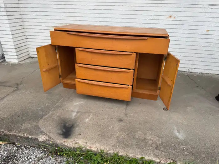 Maple credenza cabinet with Mid Century design
