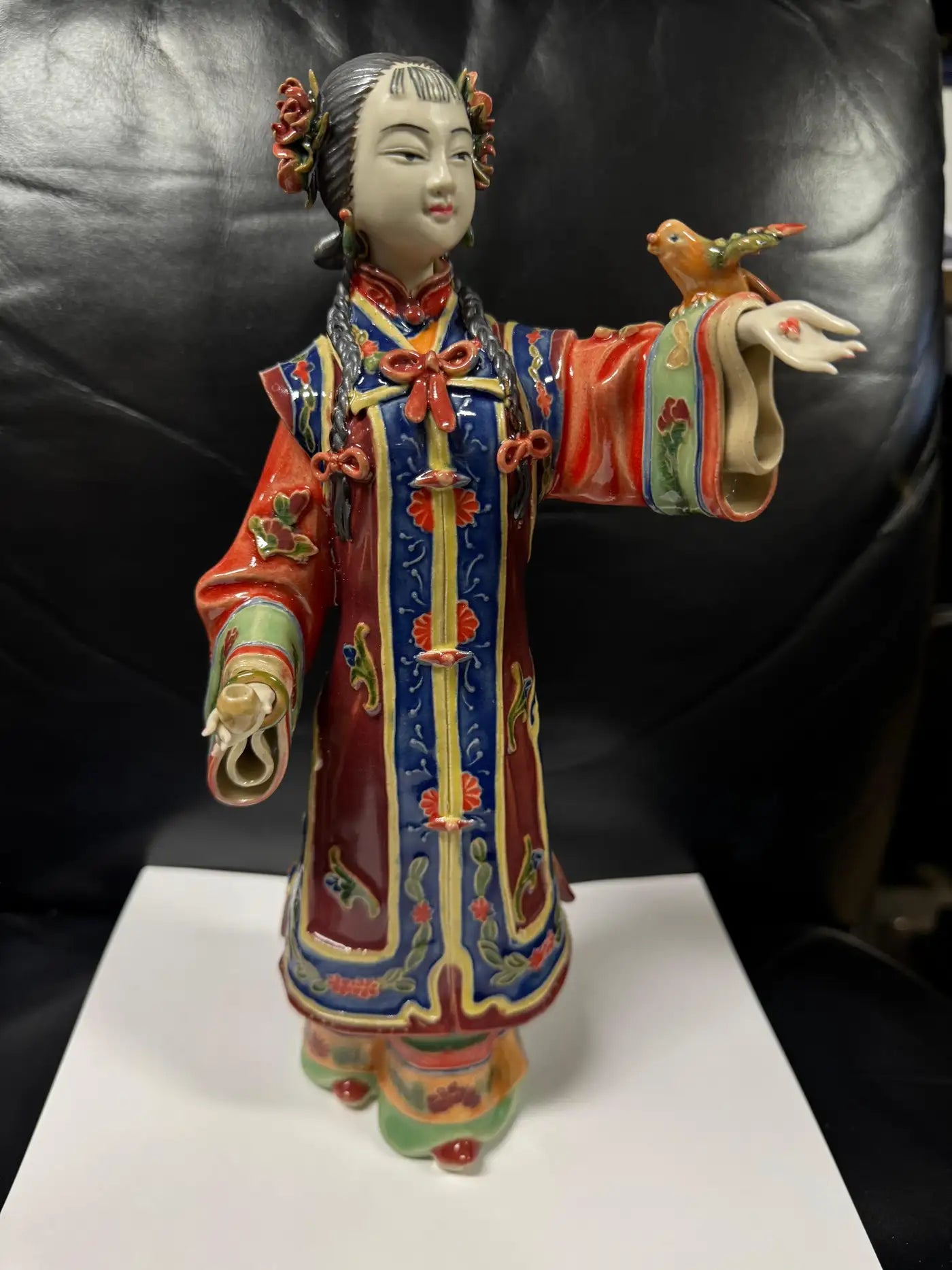 Metro Retro Furniture Geisha girl statue collectible decor