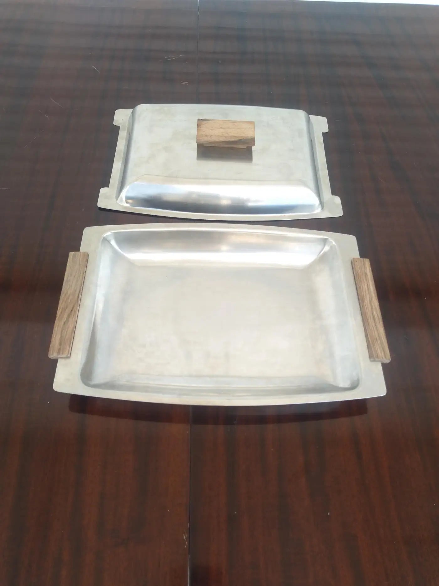 Designer rectangular platter with wood details