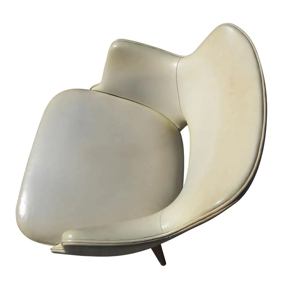 Sleek vintage dining side chairs Thonet wood legs.​