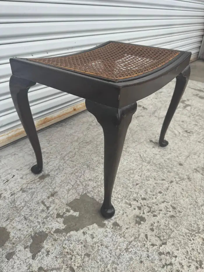 Queen Anne accent stool decor