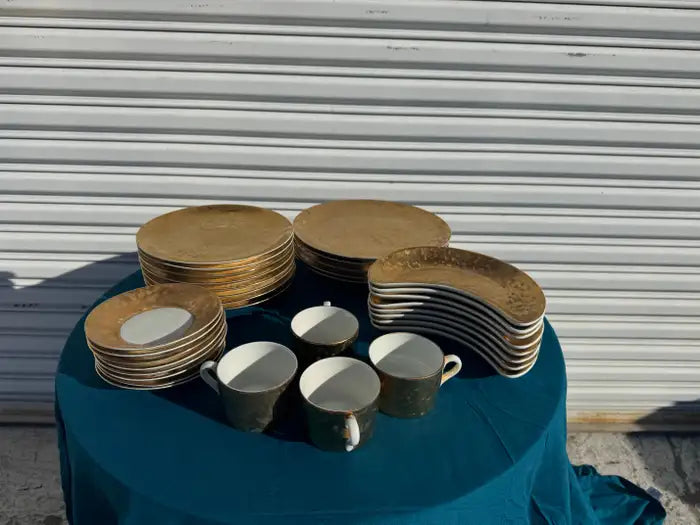 mid century italian dinner plates gold detailing set