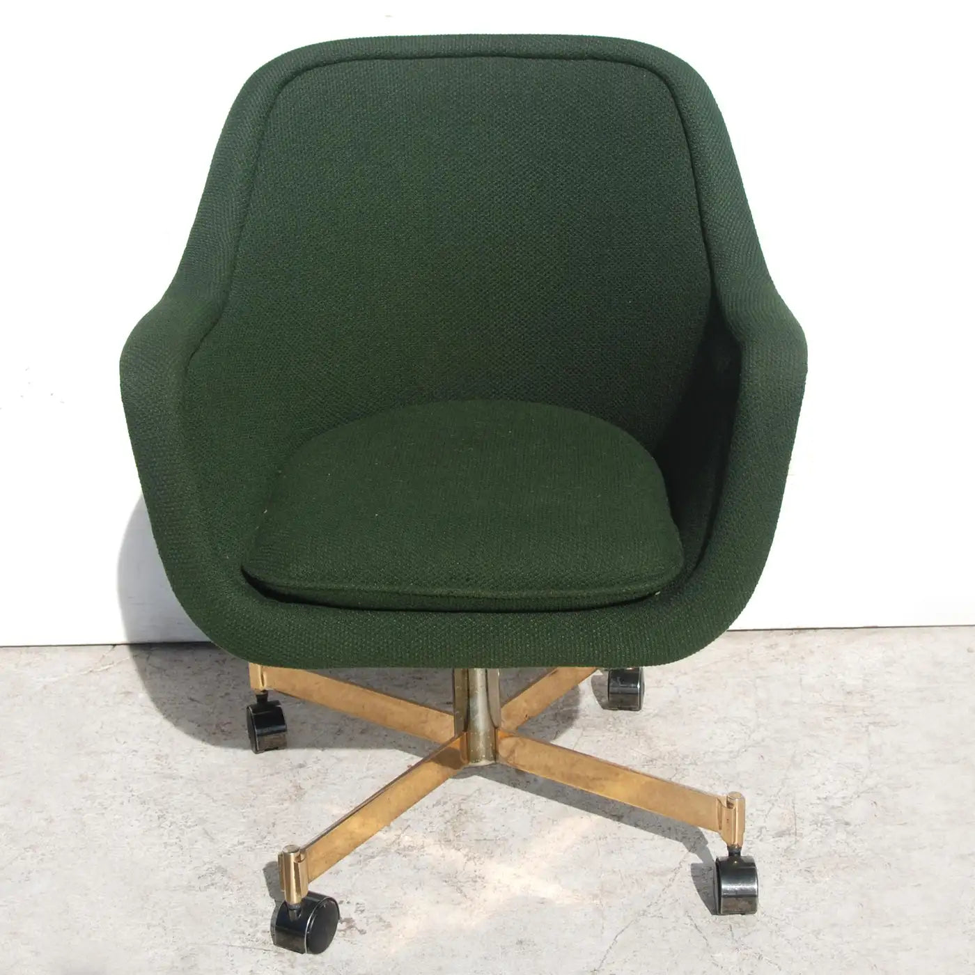 Metro Retro Furniture Brickel executive office chair