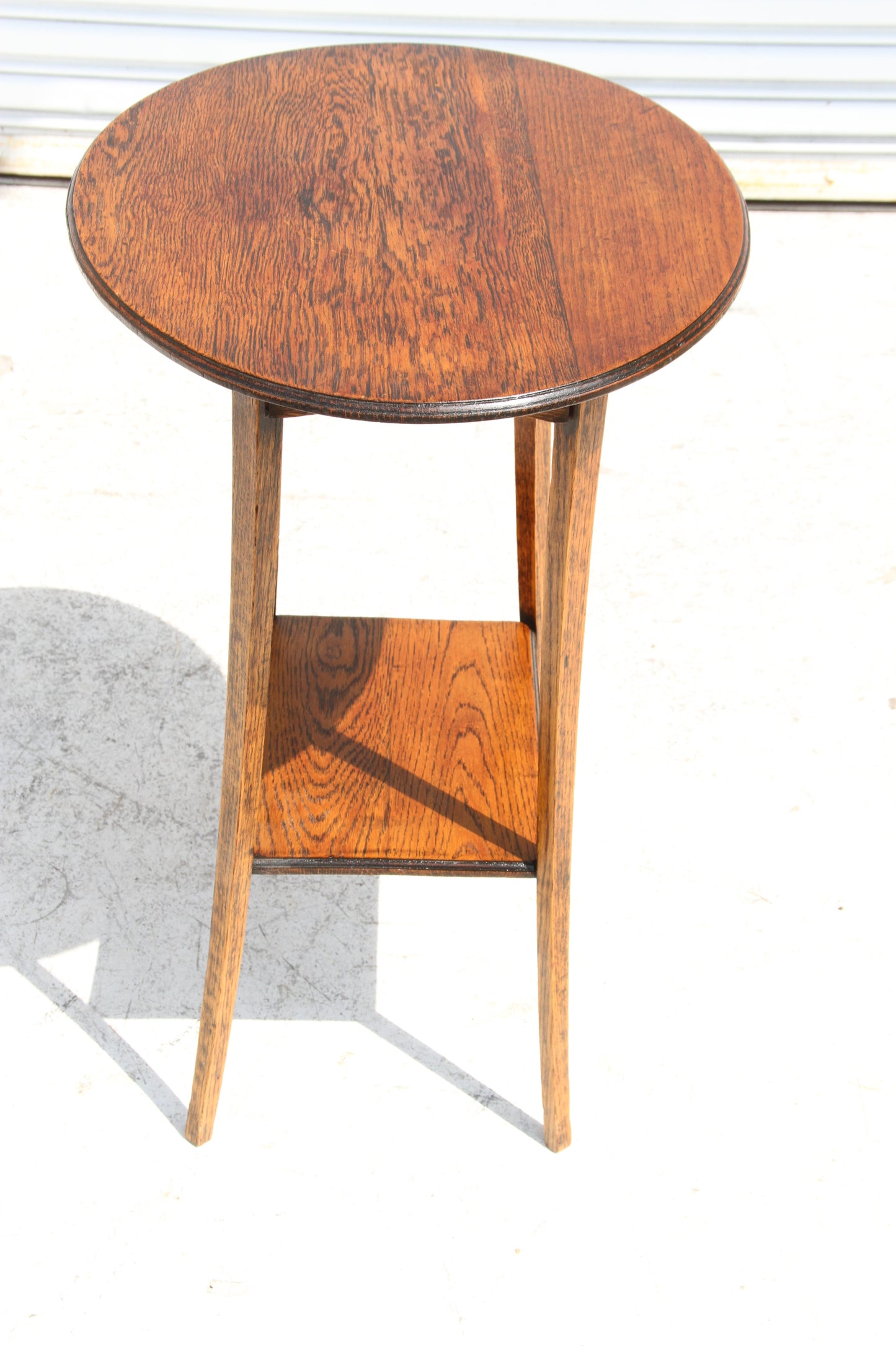 Elm Cricket Wood Table
