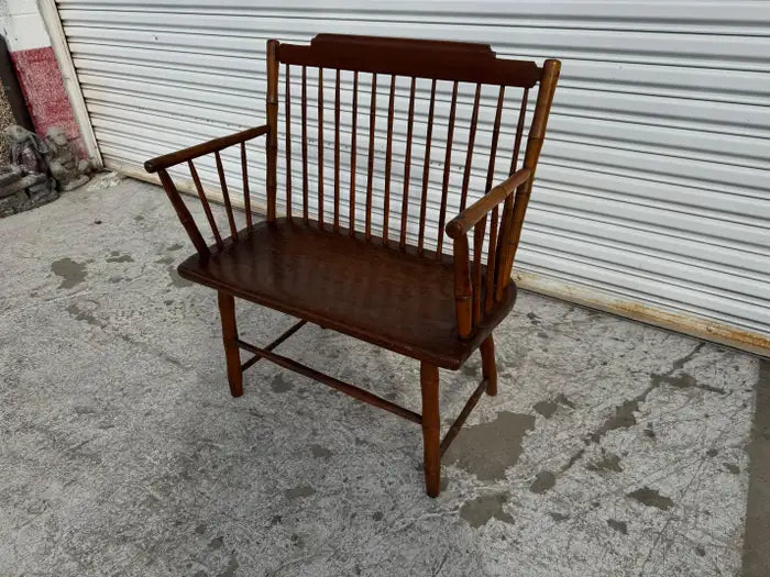 Traditional Windsor style arm bench in solid pine