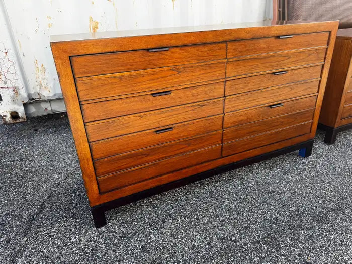 Modern walnut veneer bedroom dresser