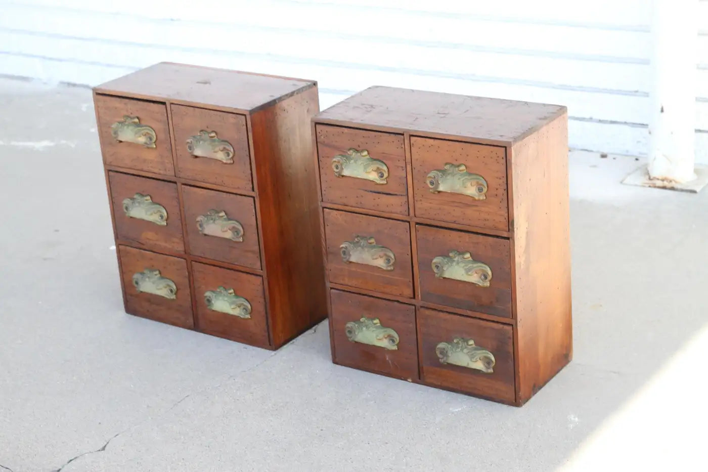 Victorian style multi-drawer cabinet storage unit