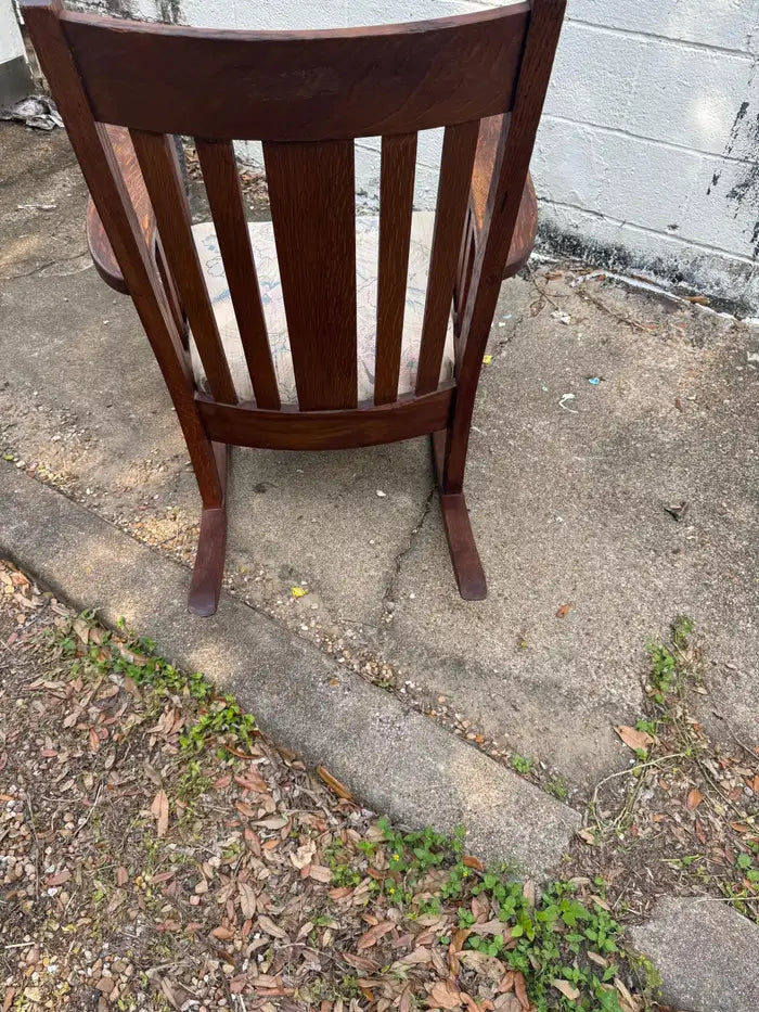 Traditional Mission rocking chair with curved rockers