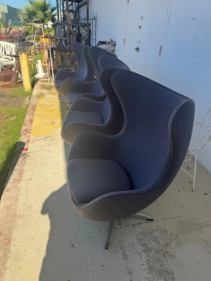 Arne Jacobsen Egg accent chairs with architectural form
