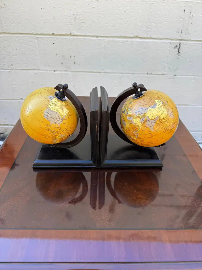 Vintage style globe bookends