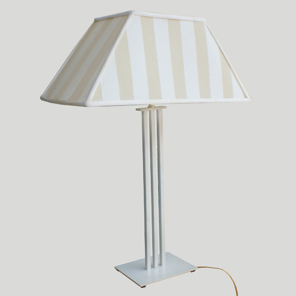Vintage Rectangular White Wrought Iron Table Lamp (MR8576)