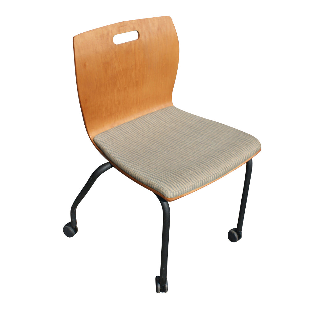 Metro Steelcase Rover Side Stackable Task Chair – Metro Retro Furniture