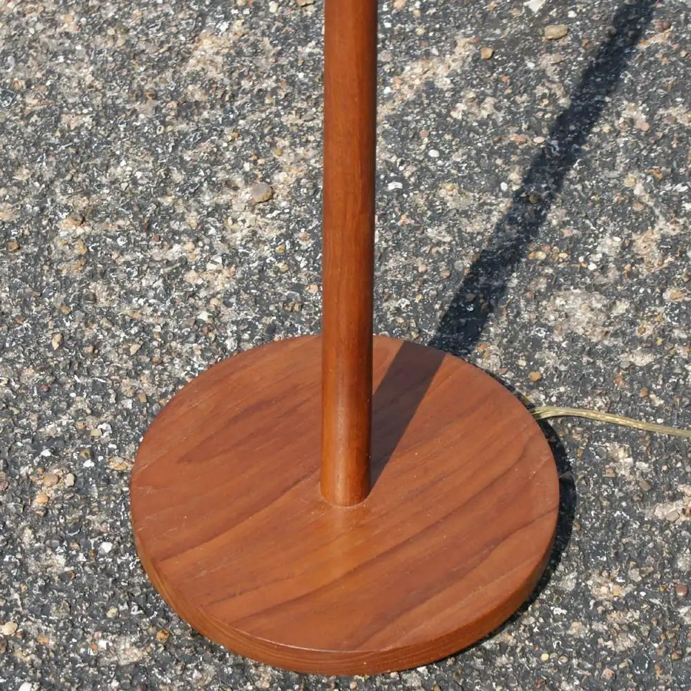 Vintage Carved Wood Brass Floor Lamp (MR9242)