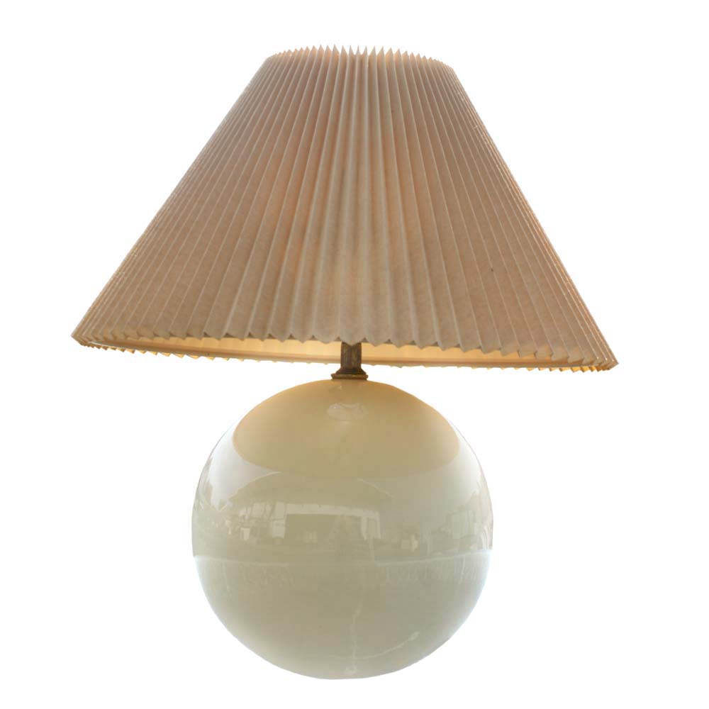 18″ Vintage Cream Metal Table Lamp Reduced (MR11363)
