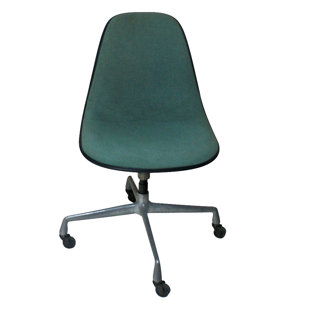 Herman Miller Eames Molded Fiberglass Side Shell Chair