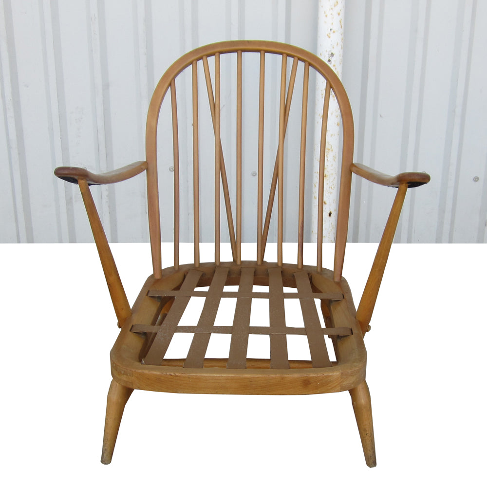 30″ Vintage Mid Century Spindleback Lounge Chair (MR13804)