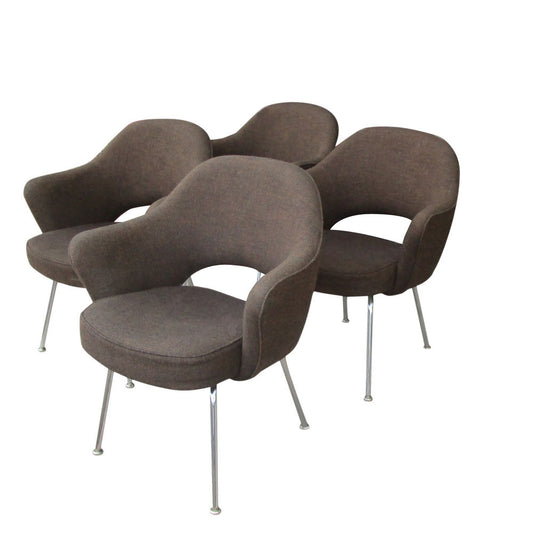 Set of 4 Vintage Mid Century Saarinen Executive Arm Chairs