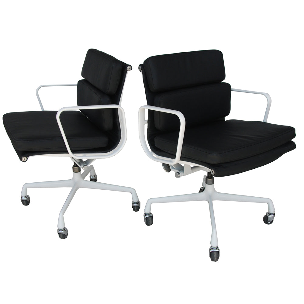 Pair of Restored Herman Miller Eames Aluminum Group Management Chairs