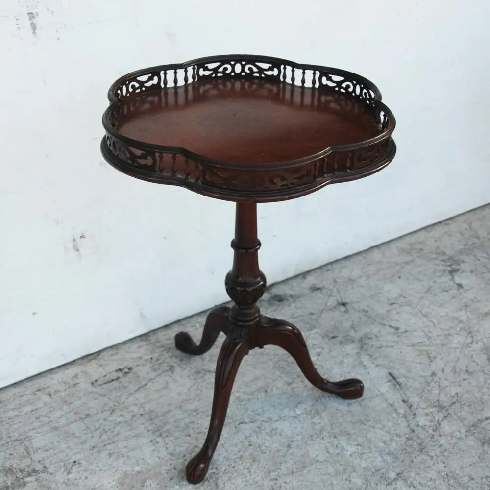 Chippendale Mahogany Tripod Table with Decorative Gallery Edge