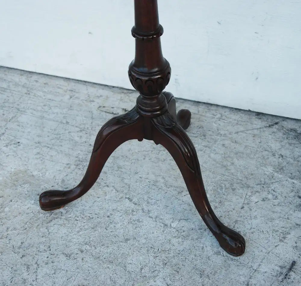 Chippendale Mahogany Tripod Table with Decorative Gallery Edge