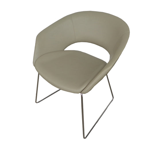 1 Leland Furniture Mod Chair in Cream (MR15985)