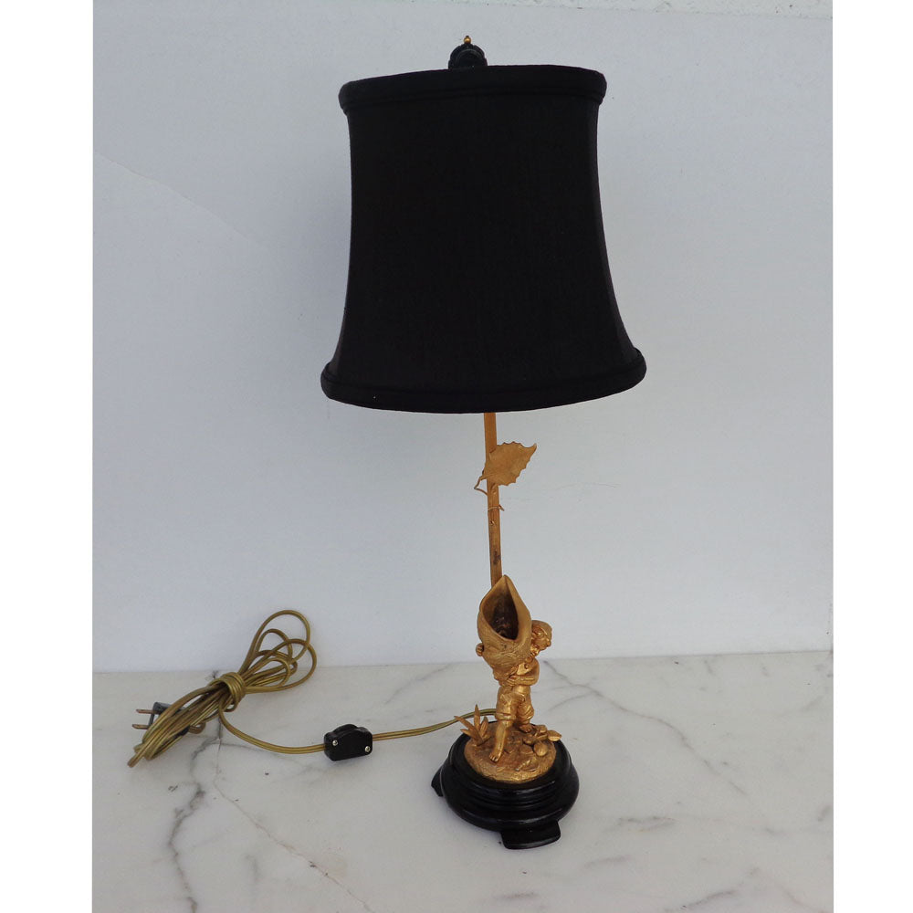 Boy Holding Shell Table Lamp (MR16085)