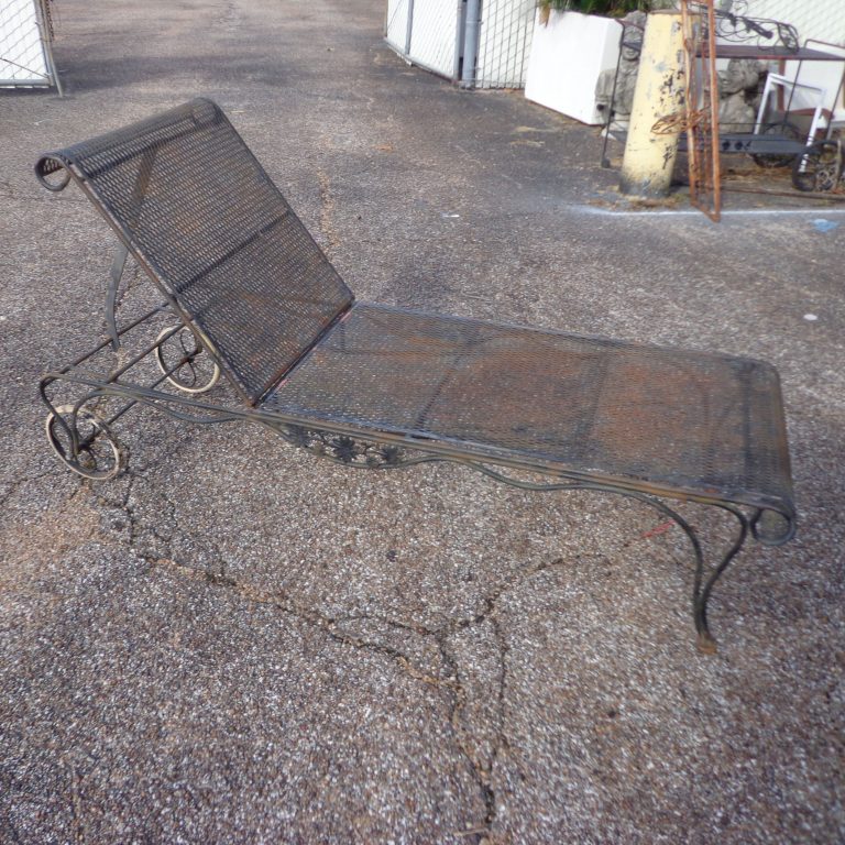 Wrought Iron Patio Chaise Lounge