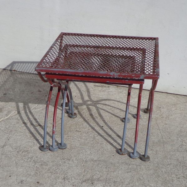 Set of Three Salterini Metal Outdoor Nesting Side Table (MS10190)