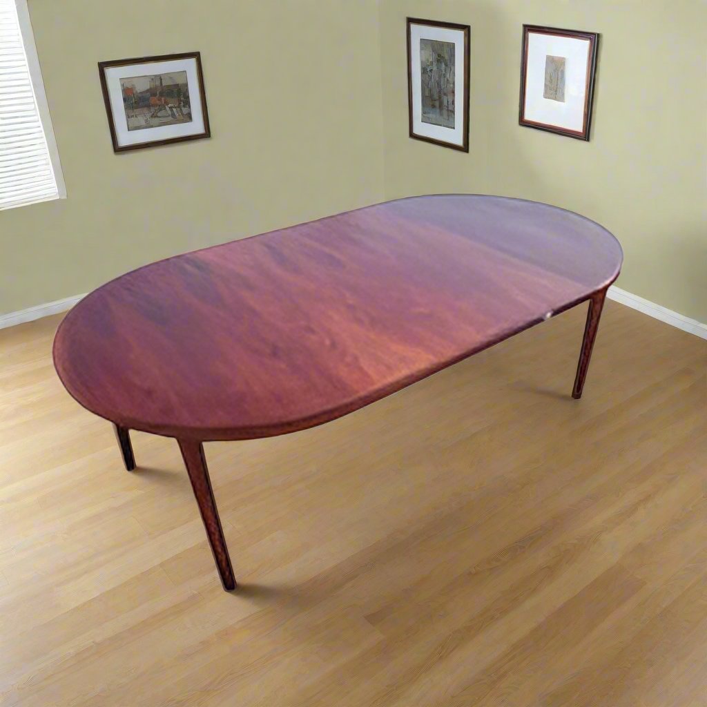 Scandinavian Rosewood Extendable Dining Table by Hans Olsen