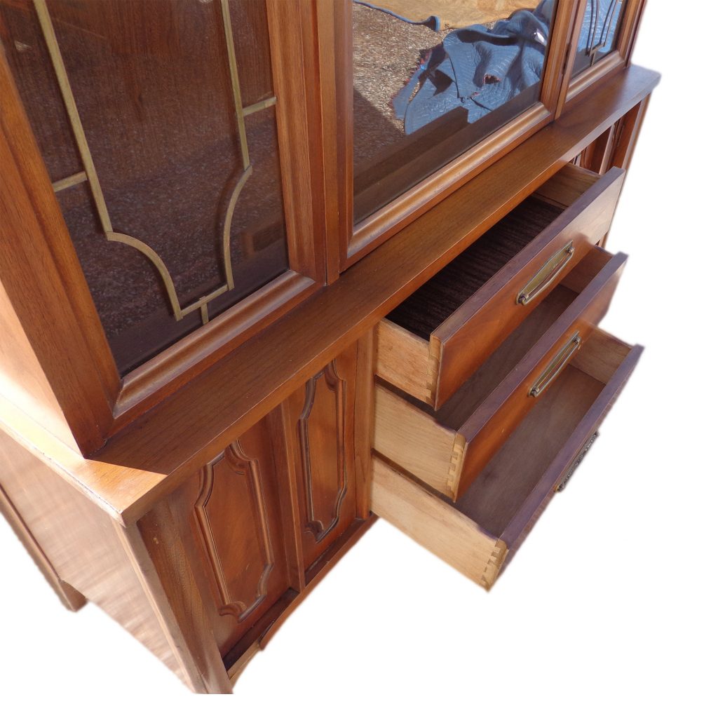 47.5″ Vintage Cabinet (MS10303)