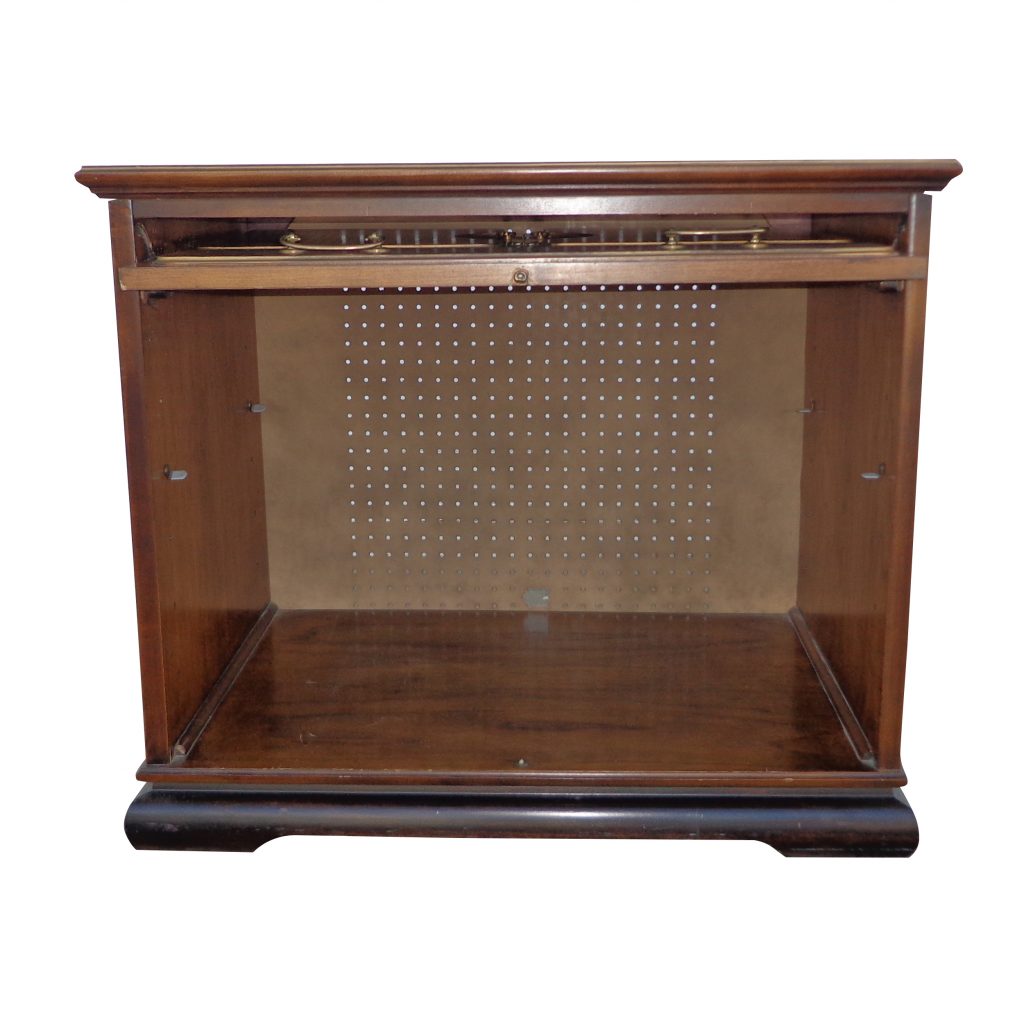 Vintage Wooden TV Stand on Casters With Pull Up Door (MS10390)