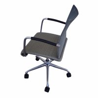 Dauphin Stilo Conference with 5 star Base and Casters