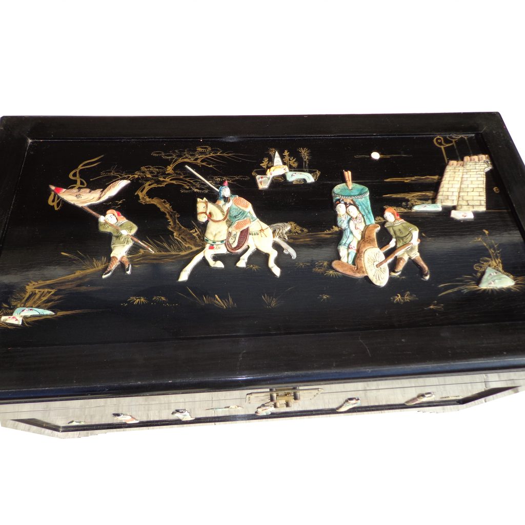 Chinese Black Lacquer Hope Chest (MS10501)
