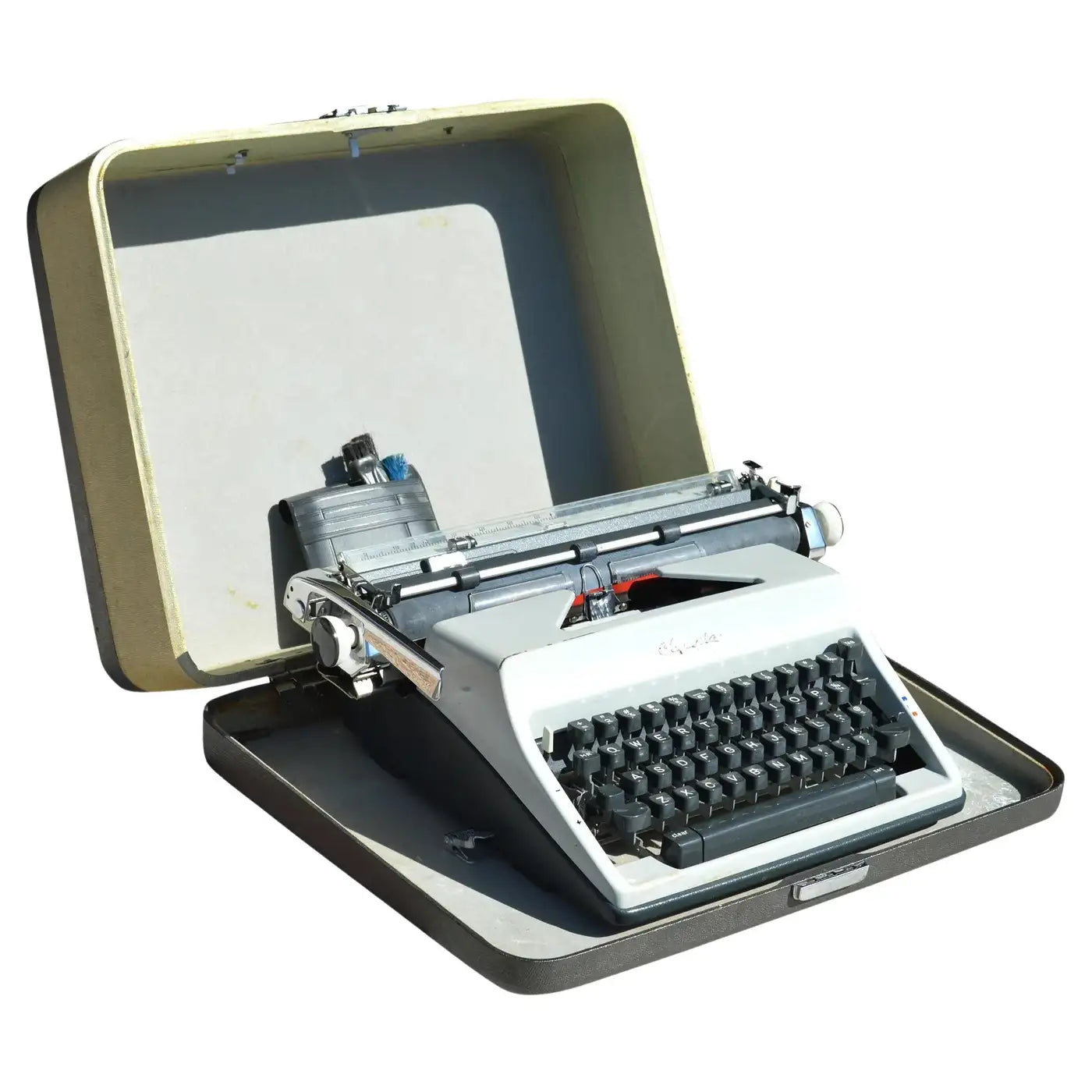 Vintage Olympia De Luxe Portable Typewriter with Carrying Case