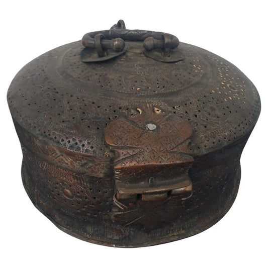 Vintage Indian Pan Daen pierced copper tinned box