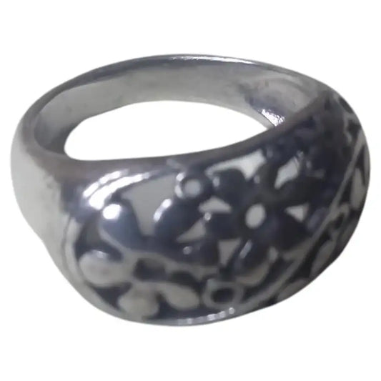 Sterling silver dome shaped filigree ring size 6