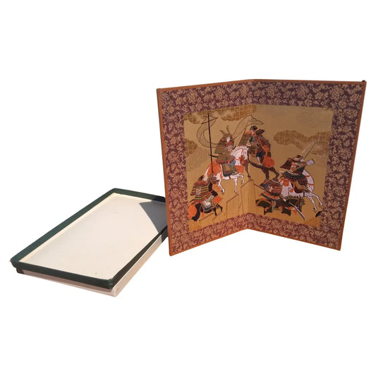 Hand embroidered Kyonoshiki desktop folding screen