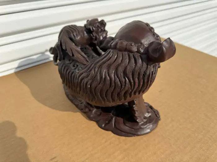 foo dog lion sculpture with baby asian decor accent
