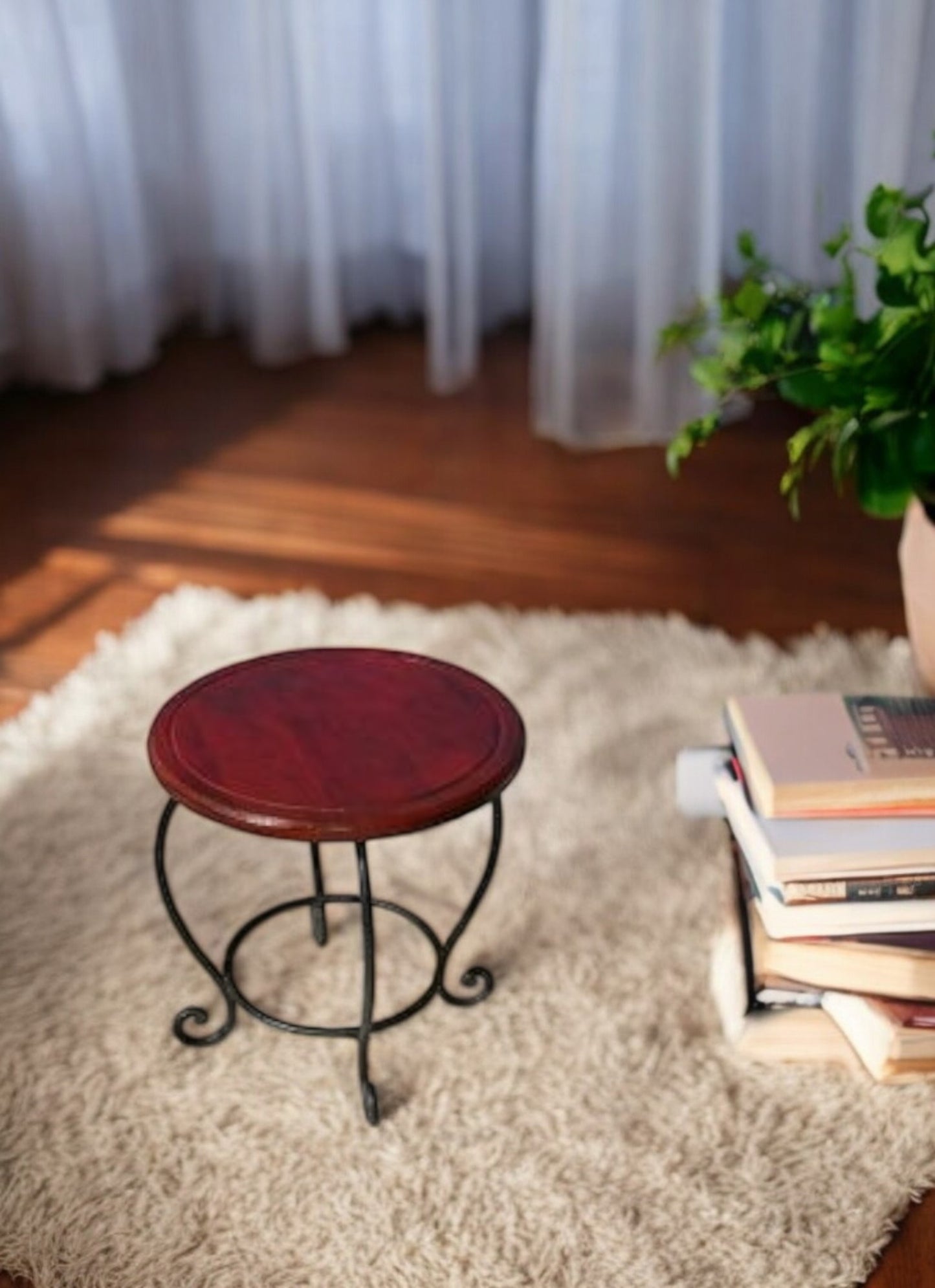 18″ Side Table / Flower Stand