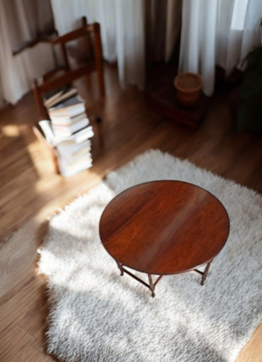 38″ Round Baker Coffee Table with 2 Foldable Leaves