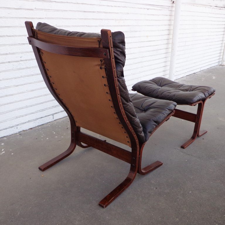 Mid Century Modern Westnofa Siesta Rosewood Lounge Chair with Ottoman