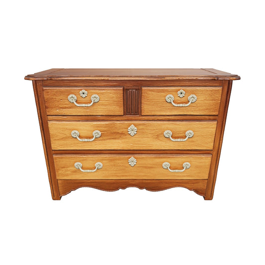 Vintage Hekman Walnut 4 Drawer Commode