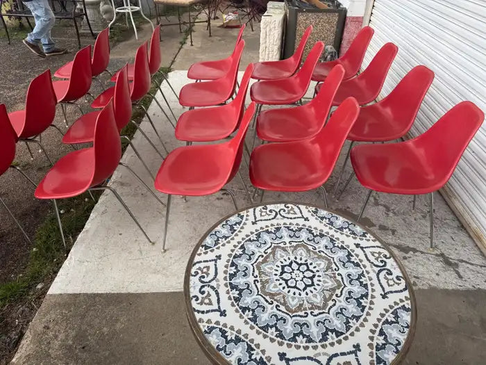classic mid century dining chairs fiberglass shell ergonomic seating